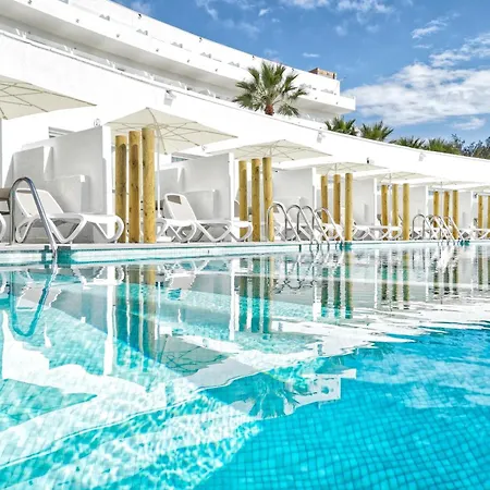 Deluxe Swim (adults Only) *